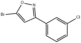 5-ブロモ-3-(3-クロロフェニル)イソオキサゾール 化学構造式