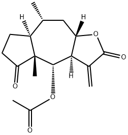 (3aR,7aα,9aβ)-4α-アセチルオキシ-3-メチレン-4aβ,8α-ジメチルデカヒドロアズレノ[6,5-b]フラン-2,5-ジオン 化学構造式