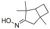 1,4,4-トリメチルビシクロ[3.2.0]ヘプタン-3-オンオキシム 化学構造式