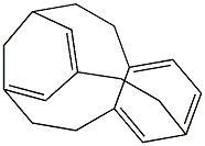 5,6,12,13-テトラヒドロ-2,9-エタノ-11,7-メテノ-7H-ベンゾシクロウンデセン 化学構造式