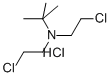 N,N-ビス(2-クロロエチル)-tert-ブチルアミン·塩酸塩 化学構造式