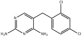 2,4-Diamino-5-(2,4-dichlorobenzyl)pyrimidine 化学構造式