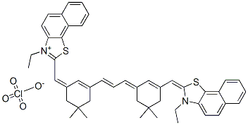 Naphtho[2,1-d]thiazolium, 3-ethyl-2-[[3-[3-[3-[(3-ethylnaphtho[2,1-d]thiazol-2(3H)-ylidene)methyl]-5,5-dimethyl-2-cyclohexen-1-ylidene]-1-propenyl]-5,5-dimethyl-2-cyclohexen-1-ylidene]methyl]-, perchlorate Struktur