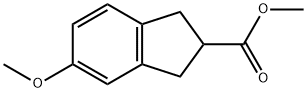 5-メトキシ-2,3-ジヒドロ-1H-インデン-2-カルボン酸メチル 化学構造式