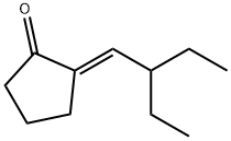 (E)-2-(2-Ethylbutylidene)cyclopentanone Struktur