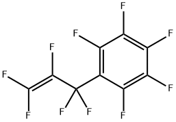 3-(ペンタフルオロフェニル)ペンタフルオロ-1-プロペン 化学構造式