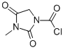 1-Imidazolidinecarbonyl chloride, 3-methyl-2,4-dioxo- (9CI) Struktur