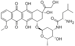 (8S,10S)-10-[[3-(ロイシルアミノ)-2,3,6-トリデオキシ-α-L-lyxo-ヘキソピラノシル]オキシ]-8-グリコロイル-7,8,9,10-テトラヒドロ-6,8,11-トリヒドロキシ-1-メトキシ-5,12-ナフタセンジオン 化学構造式