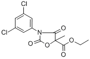 3-(3,5-ジクロロフェニル)-5-メチル-2,4-ジオキソ-5-オキサゾリジンカルボン酸エチル 化学構造式