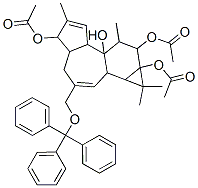 1a,1b,4,4a,5,7a,8,9-Octahydro-1,1,6,8-tetramethyl-3-[(triphenylmethoxy)methyl]-1H-cyclopropa[3,4]benz[1,2-e]azulene-5,7b,9,9a-tetrol 5,9,9a-triacetate Structure