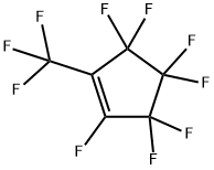 ヘプタフルオロ-1-(トリフルオロメチル)シクロペント-1-エン 化学構造式