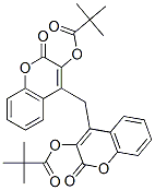 [4-[[3-(2,2-dimethylpropanoyloxy)-2-oxo-chromen-4-yl]methyl]-2-oxo-chr omen-3-yl] 2,2-dimethylpropanoate Struktur