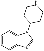 1-(4-ピペリジニル)-1H-ベンゾイミダゾール 化学構造式