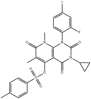 4-メチルベンゼンスルホン酸3-シクロプロピル-1-(2-フルオロ-4-ヨードフェニル)-6,8-ジメチル-2,4,7-トリオキソ-1,2,3,4,7,8-ヘキサヒドロピリド[2,3-D]ピリミジン-5-イル 化学構造式