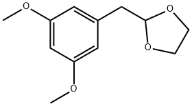 5-(1,3-ジオキソラン-2-イルメチル)-1,3-ジメトキシベンゼン 化学構造式