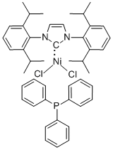 [1,3-Bis(2,6-diisopropylphenyl)imidazol-2-ylidene]triphenylphosphine Nickel(II) Dichloride Struktur
