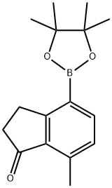 7-Methyl-(4-(4,4,5,5-tetramethyl1,3,2-dioxaboralan-2-yl)-2,3-dihydroinden-1-one 化学構造式