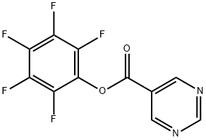 ピリミジン-5-カルボン酸ペンタフルオロフェニル 化学構造式