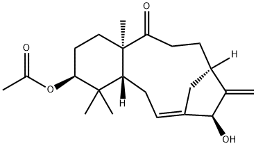 (3S,4aR,6E,8S,10R,13aR)-3-(Acetyloxy)-1,2,3,4,4a,5,8,9,10,11,12,13a-dodecahydro-8-hydroxy-4,4,13a-trimethyl-9-methylene-7,10-methano-13H-benzocycloundecen-13-one Struktur