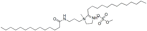 [4,5-ジヒドロ-1-メチル-1-[3-[(1-オキソテトラデシル)アミノ]プロピル]-2-トリデシル-1H-イミダゾール]-1-イウム・(硫酸メチル)アニオン 化学構造式