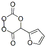 methyl alpha-[(methoxycarbonyl)oxy]furan-2-acetate Structure