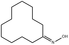 シクロドデカノンオキシム 化学構造式