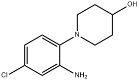 1-(2-Amino-4-chlorophenyl)-4-piperidinol Struktur