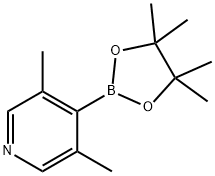 2-(3,5-ジメチル-4-ピリジニル)-4,4,5,5-テトラメチル-1,3,2-ジオキサボロラン 化学構造式