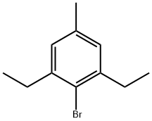 2-ブロモ-1,3-ジエチル-5-メチルベンゼン 化学構造式
