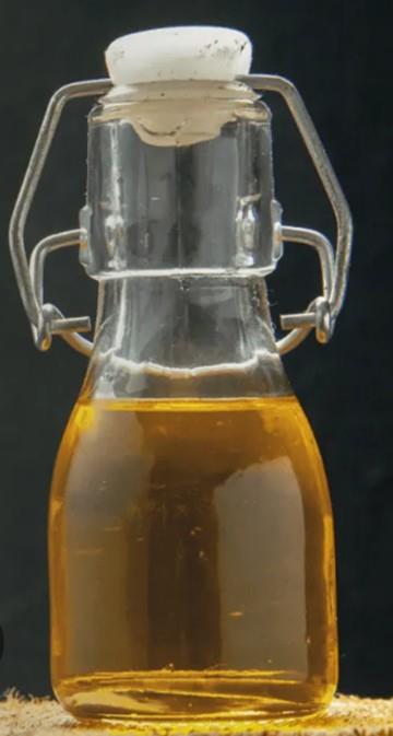 Picture of Tall Oil Fatty Acid