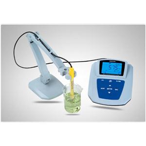 精密电导率仪(范围0-2000mS/cm, 精度±0.5%FS)